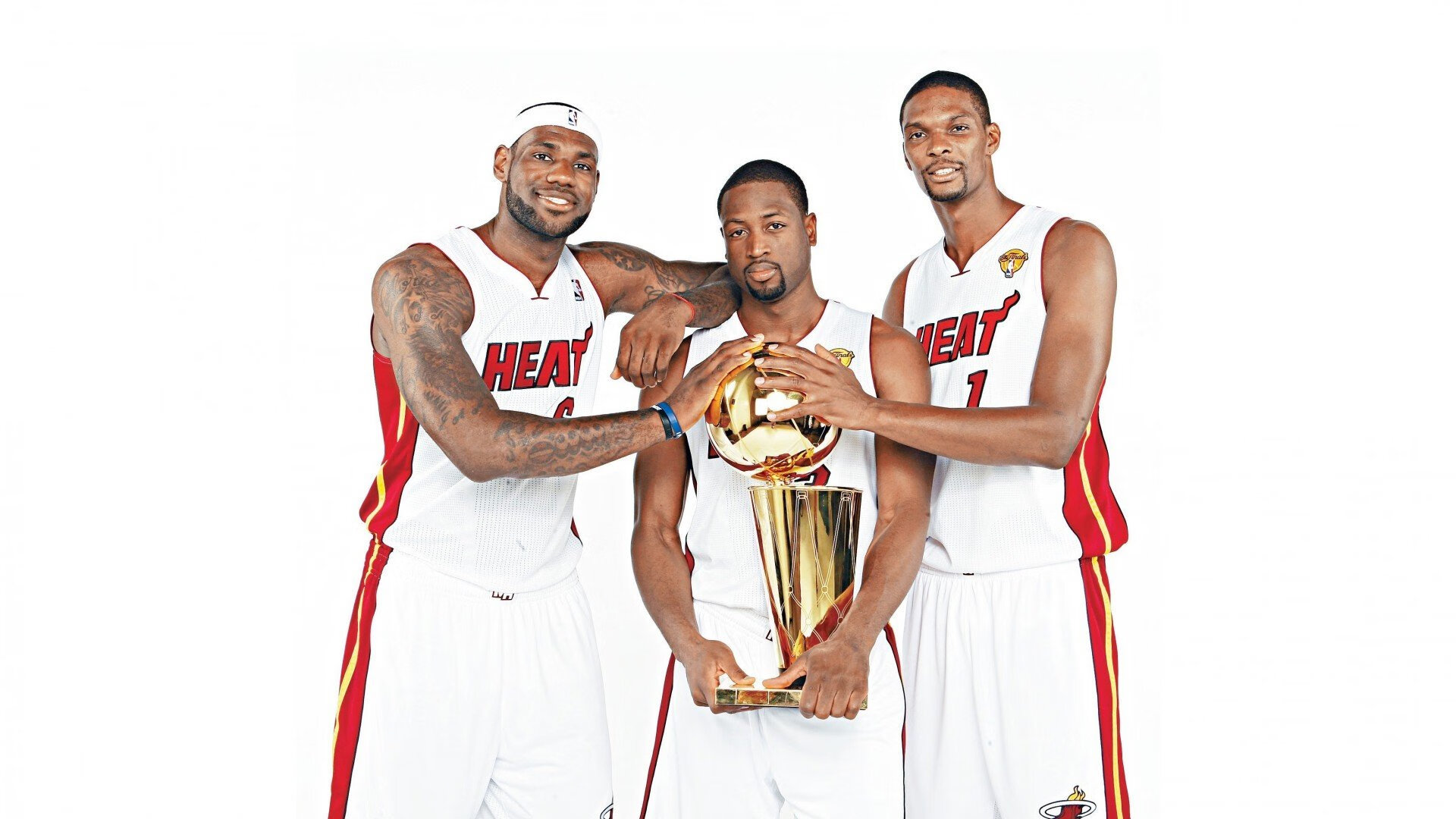 又见绝平!广州队与热刺鏖战至终场,肖若腾读秒救主