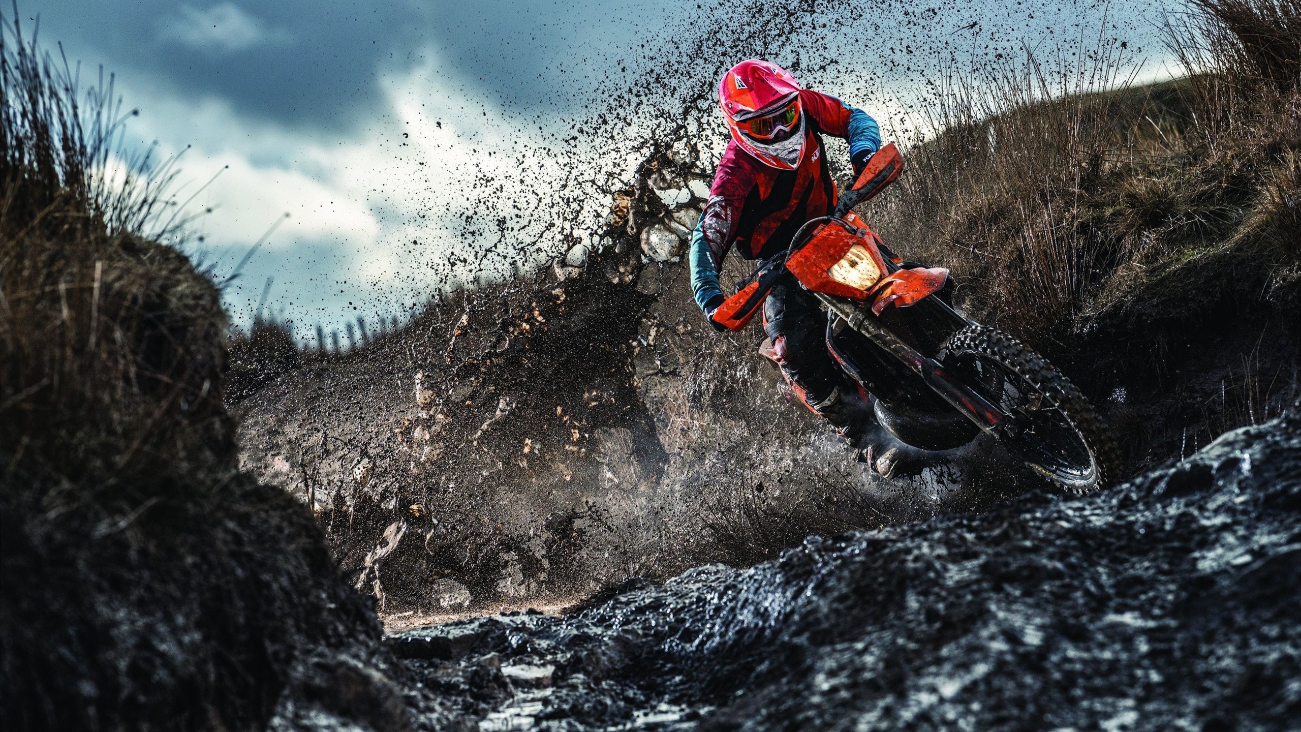 德布劳内回归赛场，势不可挡首场状态亮眼，RNG观众沸腾！